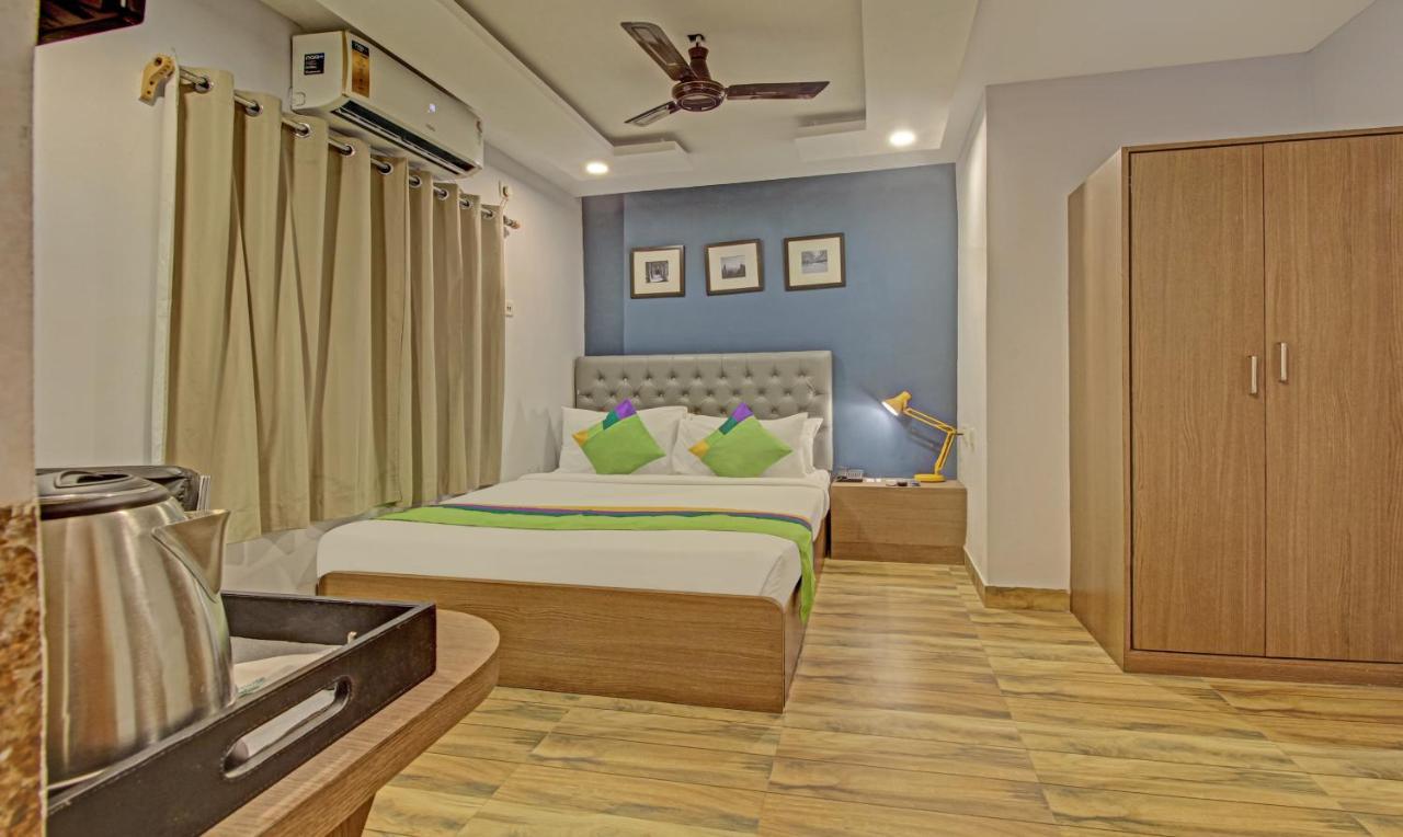 Hotel Royal Crowne Near Kolkata Airport ภายนอก รูปภาพ