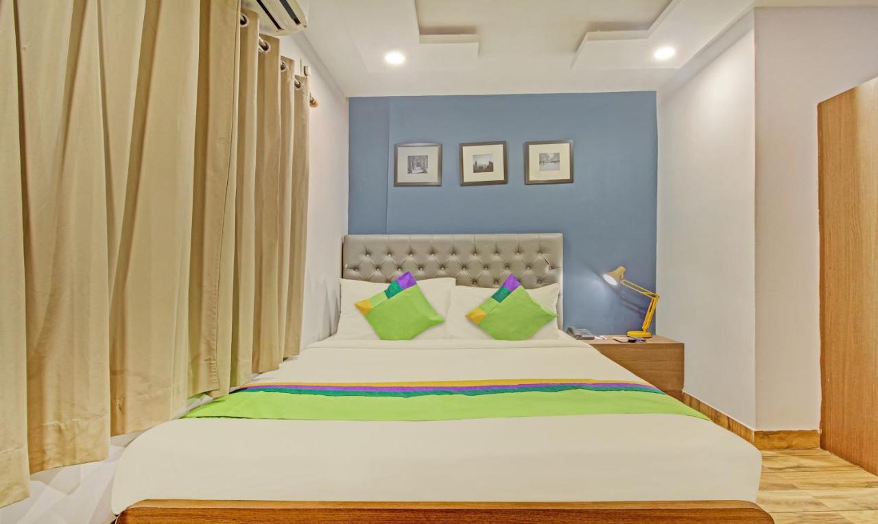 Hotel Royal Crowne Near Kolkata Airport ภายนอก รูปภาพ
